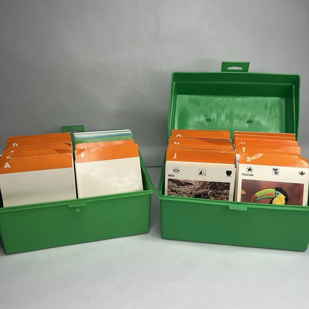 Vintage Illustrated Wildlife Treasury Set - NEAR MINT Cards & Prehistoric